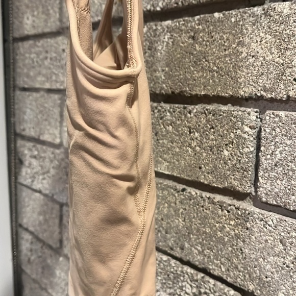 Lulu Lemon Align Top Cream Sz 2 - Picture 4 of 6